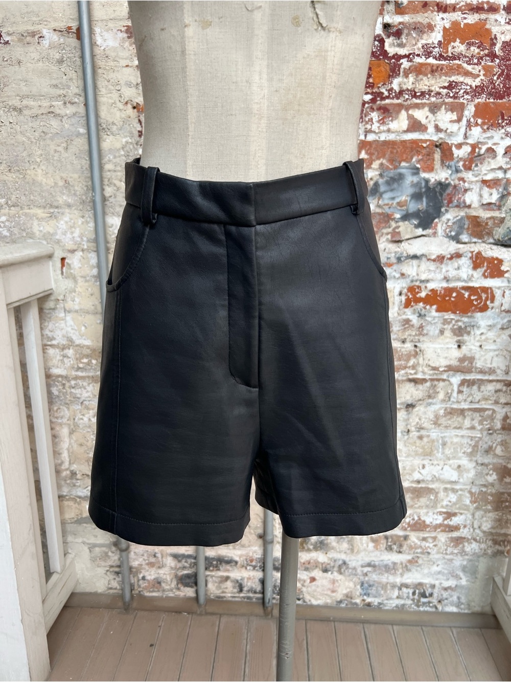 BCBG Vegan Leather High-Rise Women's Shorts